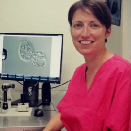 Silvia De Stefani, Biologo della riproduzione Rimini