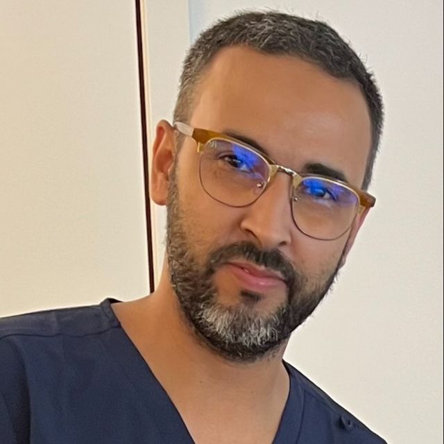 ABDERRAHMAN MOHAMED DAJ, Médico estético Mollet del Vallès