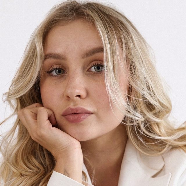 Juliana Sennikova, medico estetico Genova