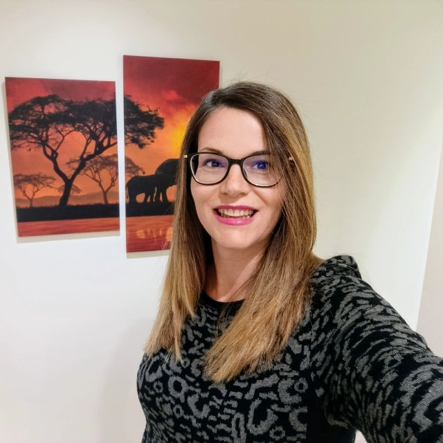 Ester Vera Peruga, Terapeuta complementario Manresa