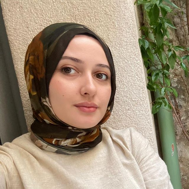 Mukaddes Nur Karaoğlan, Psikoloji Bursa