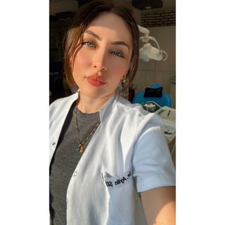 Aylin Şenol, Diş Hekimi Adana