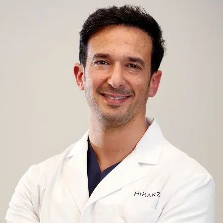 Javier García Montesinos, Oftalmólogo Málaga