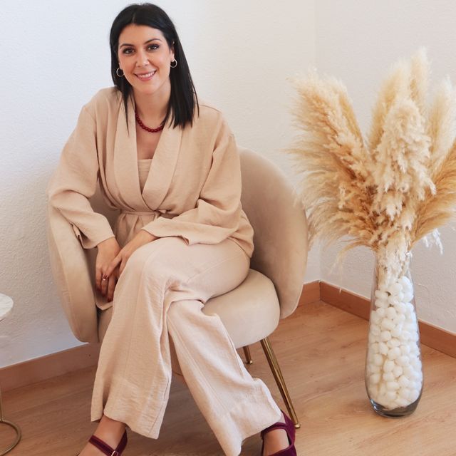 Nuria Olivares, Psicólogo Alhama de Murcia