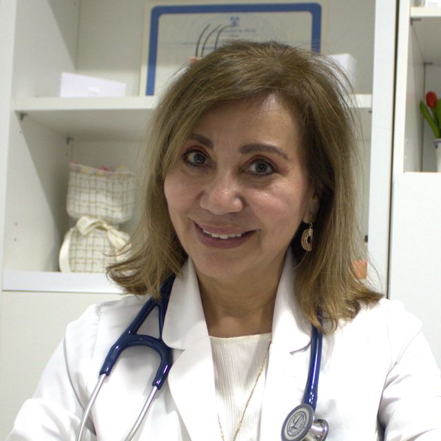 Claudia Y. Quiroga Monsalve, Médico general Alicante