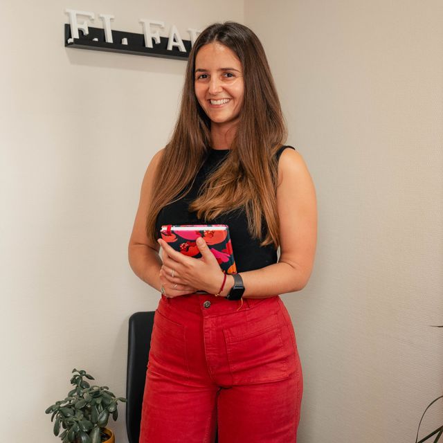 Laura Basela, Psicólogo Llagostera