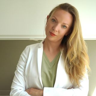 Powiększ obraz: Agnieszka Branicka, lekarz wykonujący zabiegi medycyny estetycznej Wrocław