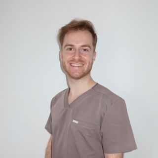 Powiększ obraz: Łukasz Syrwid, stomatolog Warszawa