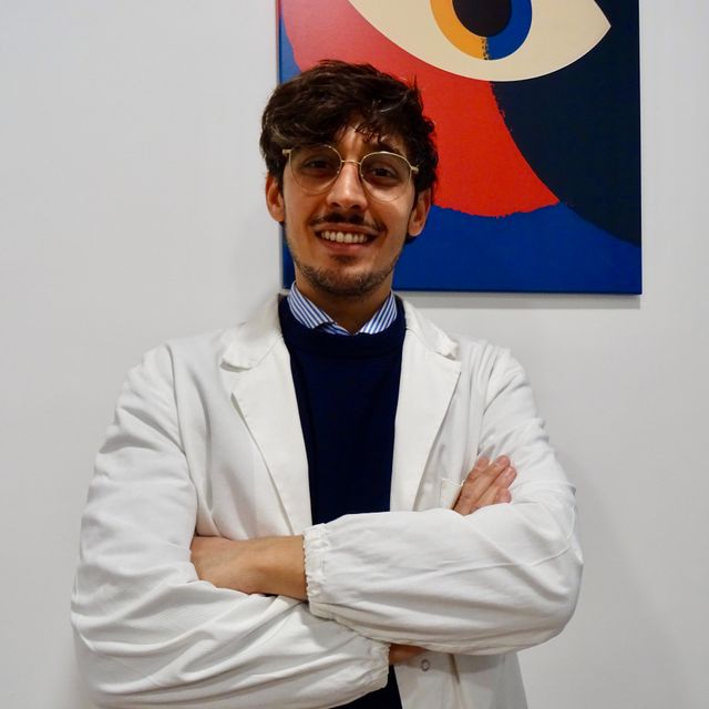 Massimo Leone Perrone, oculista Portici