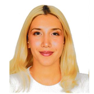 Dila Aybüke Yücehalil, Diş Hekimi Akçaabat