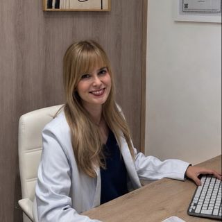 Ylenia Conde Alonso, Médico estético Palma de Mallorca