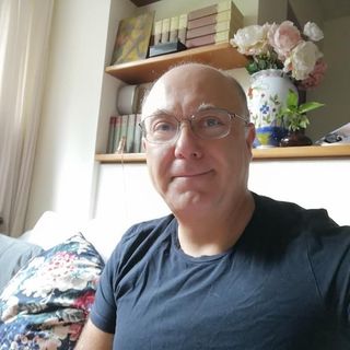 Dr. Gianni Giovagnola