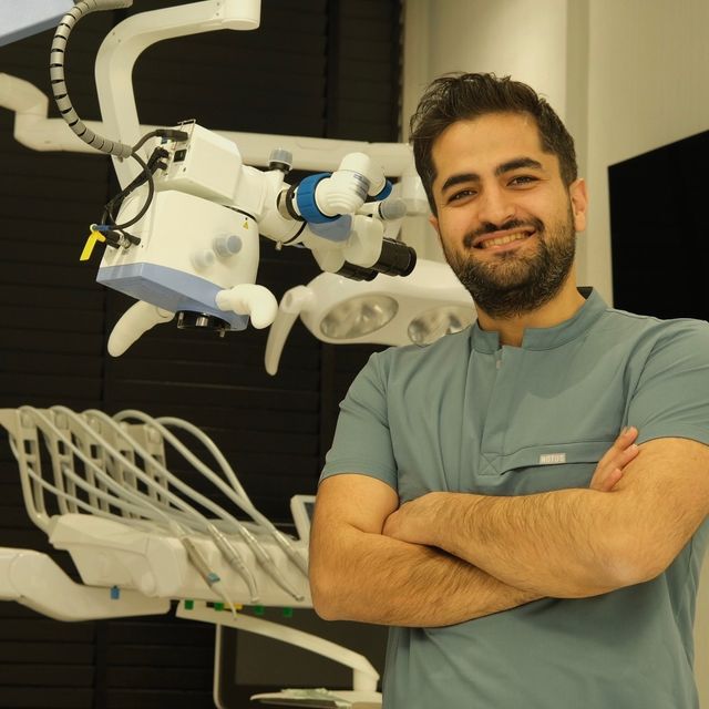 Semih Ulvi Aksüt, Diş Hekimi Yenişehir