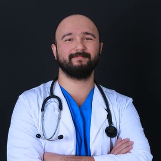 Alirza Jahangirov, Plastik Rekonstrüktif Ve Estetik Cerrahi İstanbul