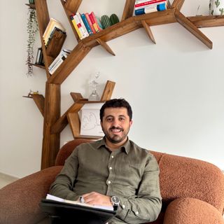 Resmi büyüt: Serhat Uludemir, Psikoloji Odunpazarı