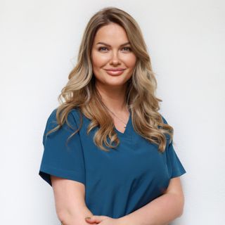 Powiększ obraz: Olena Ivchenko, lekarz wykonujący zabiegi medycyny estetycznej Wrocław