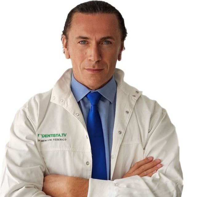 Federico Menconi, dentista Montopoli in Val d'Arno