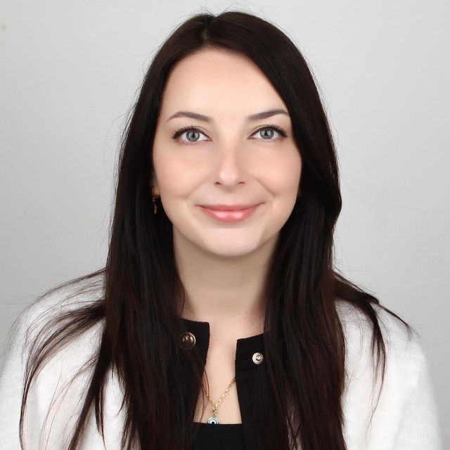 Nehir Bazna, Psikoloji İstanbul