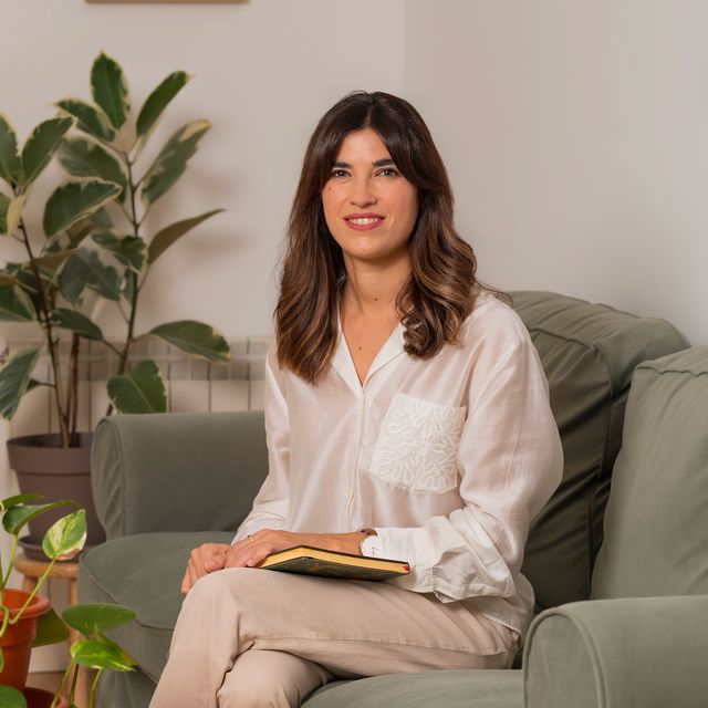 Ana Isabel Oraindi López-Villalta, Psicólogo Madrid