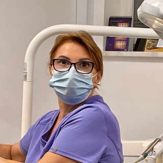 Powiększ obraz: Magdalena Rossa-Ziemlińska, stomatolog Warszawa