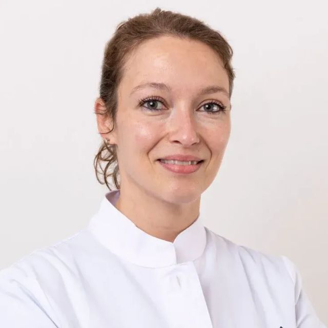 Elena Jarrín Hernández, Oftalmólogo Madrid