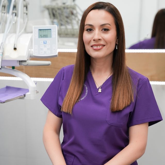 Marzena Helwich (Dąbrowska), stomatolog Poznań