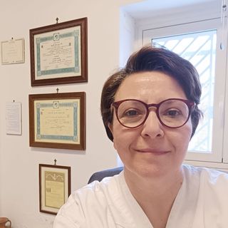 Ingrandire l'immagine: Daniela Schettino, dermatologo Catania