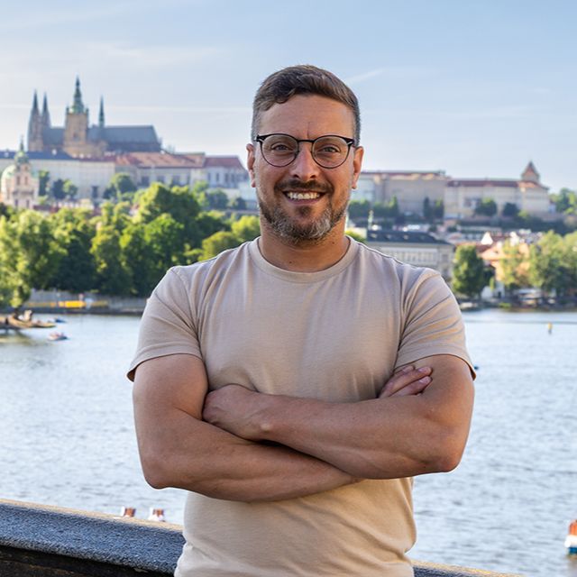 Ahmad Asadi, psycholog Praha