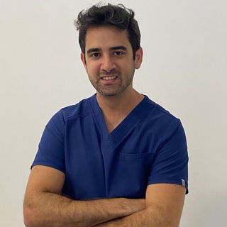 Acercar imagen: Carlos Gómez Sancho, Dentista Viladecans