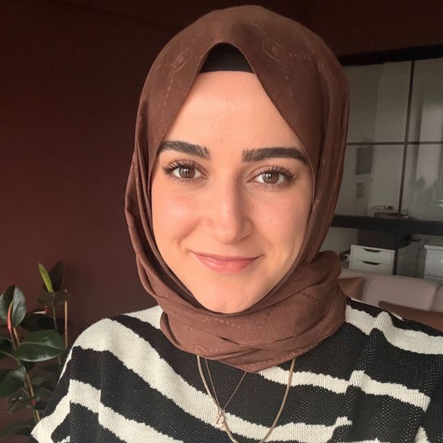 Ayşenur Uluer, Psikoloji Bursa