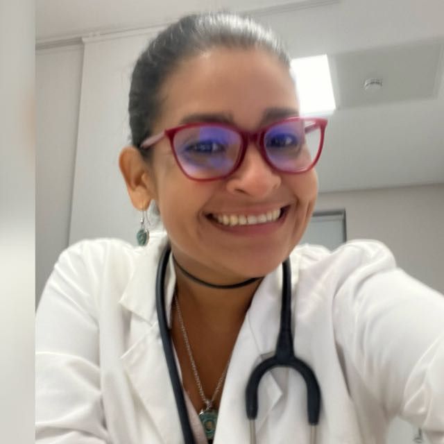 Adriana Auxiliadora Carrero, Médico general Castellón de la Plana