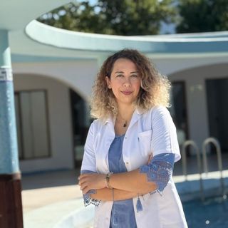 Begüm Arıtan, Psikiyatri Girne