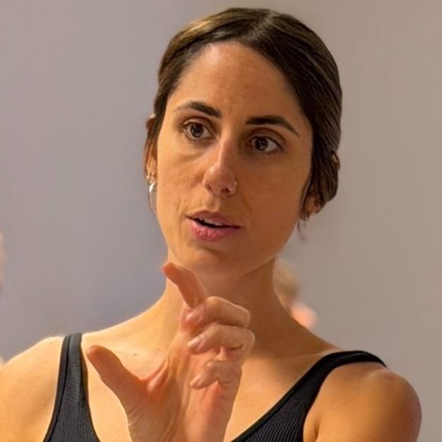 Victoria Molina Pérez, Terapeuta complementario Teruel