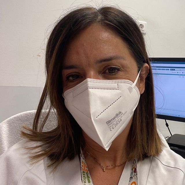 Raquel Navarro, Médico estético Elche