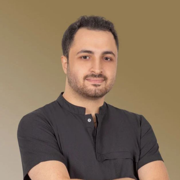 Yiğit Ekim, Diş Hekimi Trabzon