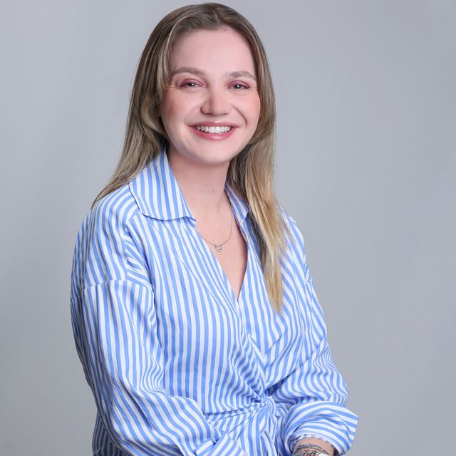 Özge Sarıtaş, Psikoloji İstanbul