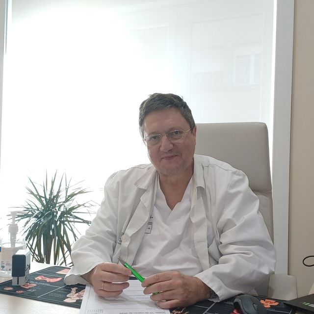 Carlos Fernández Salido, Psiquiatra Ourense