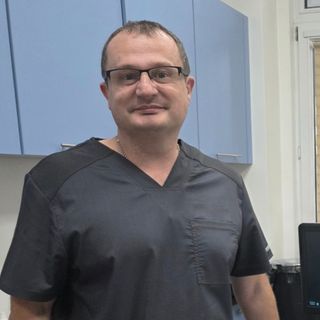 Powiększ obraz: Igor Pocztywy, ortopeda Nowogrodziec