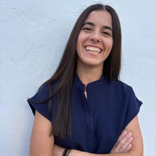 Acercar imagen: Cynthia Maldonado Dominguez, Dentista Alcala de Guadaira