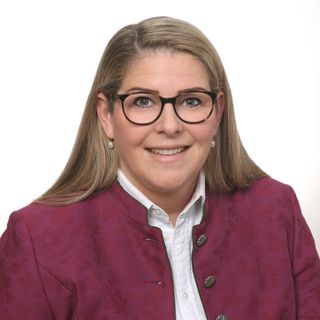 Theresa Namuth, Zahnarzt München