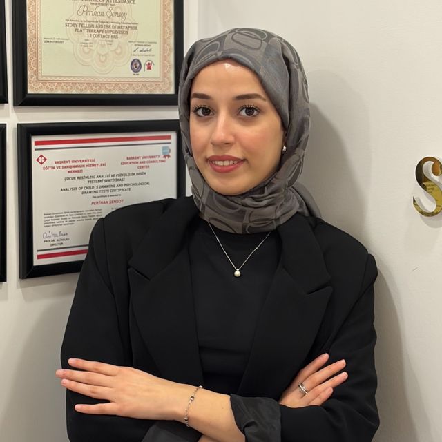 Ayşe Sena Gözüaçık, Psikoloji İstanbul