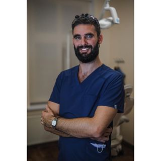 Powiększ obraz: Bartosz Kazimierczak, stomatolog Opole