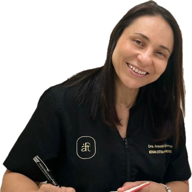 Araceli Reyes Torres, Médico estético Córdoba
