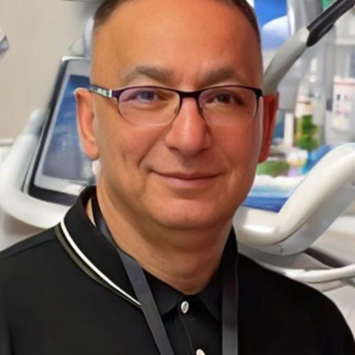 Mansur Rahnama, stomatolog Lublin