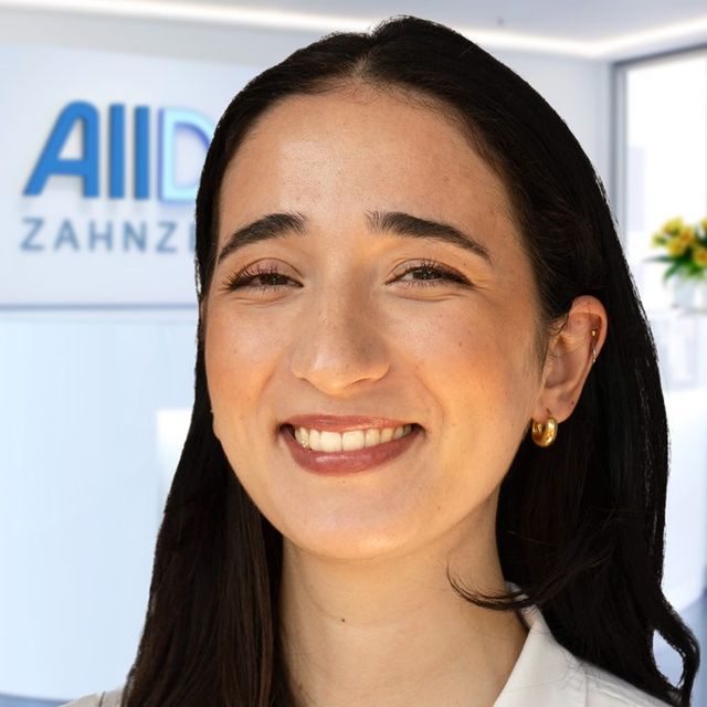 Zeynep Bekmezci, Zahnarzt Köln