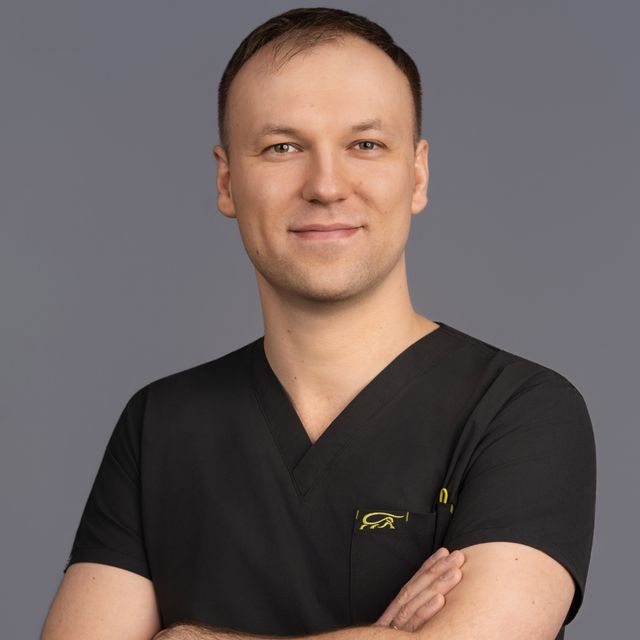 Mateusz Świerz, chirurg Kraków