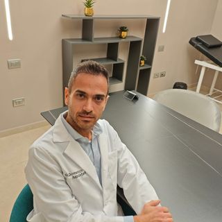 Ingrandire l'immagine: Domenico Napoletano, chirurgo generale Caserta