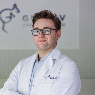 Powiększ obraz: Paweł Wałęga, ortopeda Warszawa