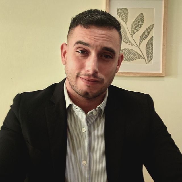 Sebastian Solari, Terapeuta complementario Rafelbunyol