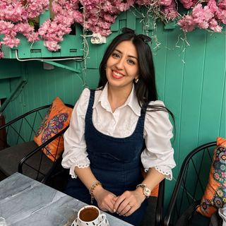 Resmi büyüt: Ezgi Ersönmez Bayram, Dil ve Konuşma Terapisi İstanbul